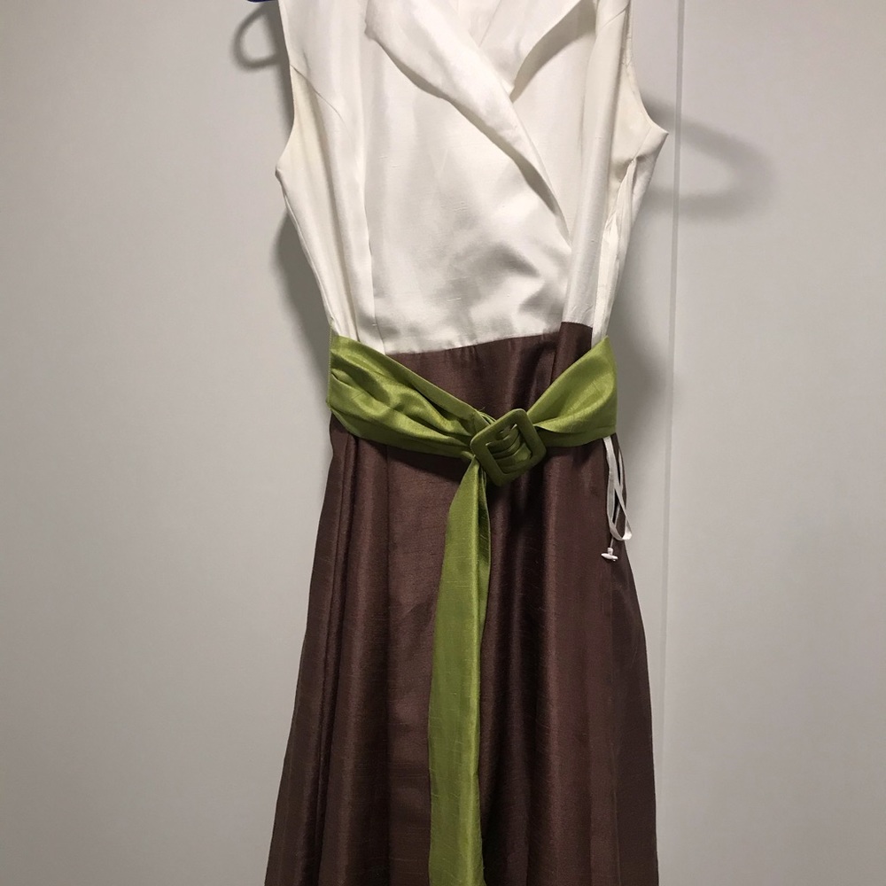 Sleeveless Dress with Belt